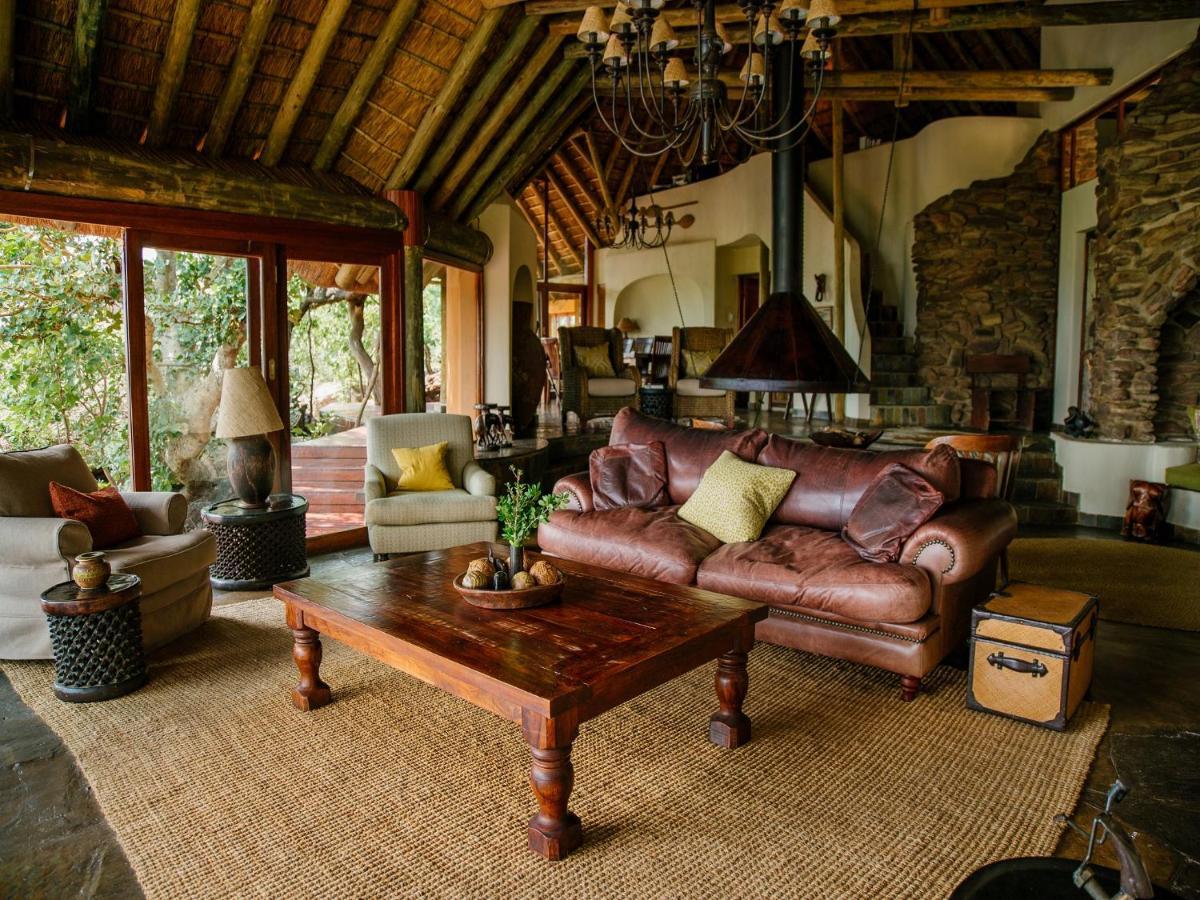 Nedile Lodge Welgevonden Wildreservaat Buitenkant foto